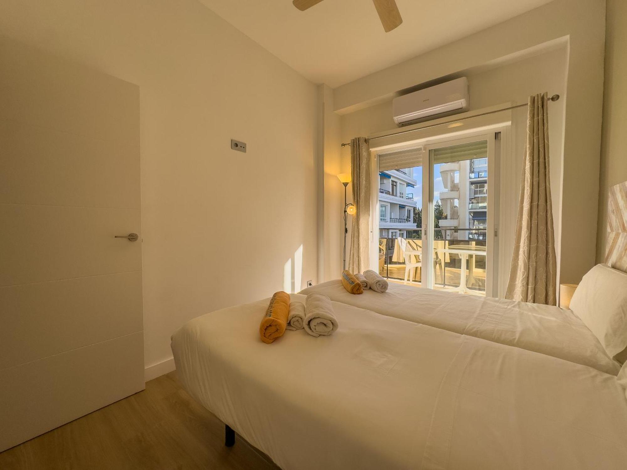 Skol 420C Fantastico 1 Dormitorio Primera Linea De Playa マルベーリャ エクステリア 写真